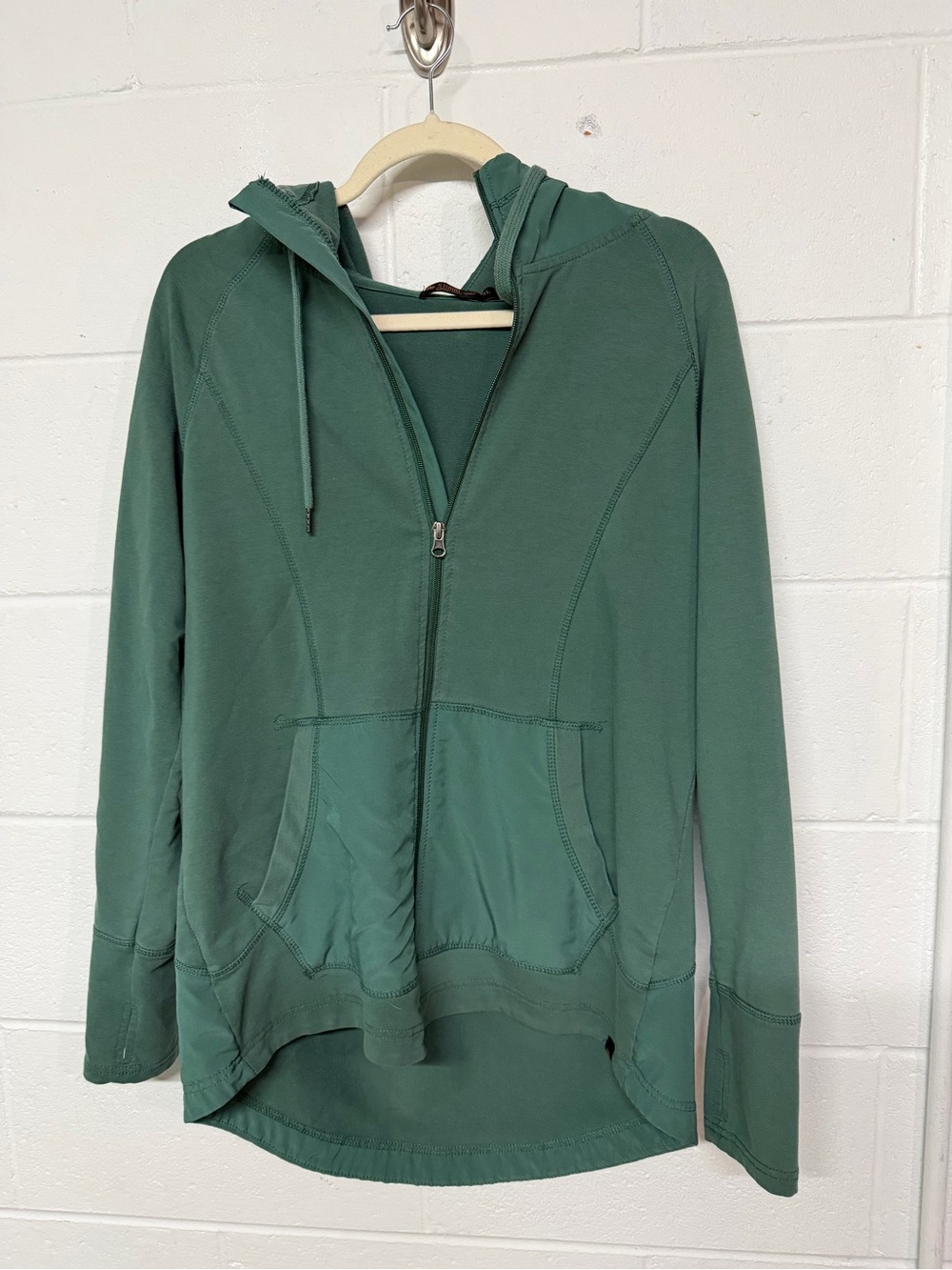 Energy Zone Green Full-Zip Hooded Yoga Jacket